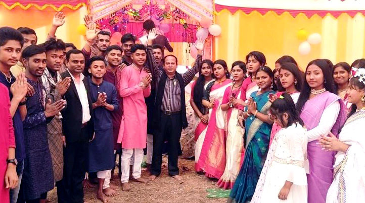 কচুয়ার পালাখাল রোস্তম আলী ডিগ্রি কলেজে সরস্বতী পূজা উদযাপিত